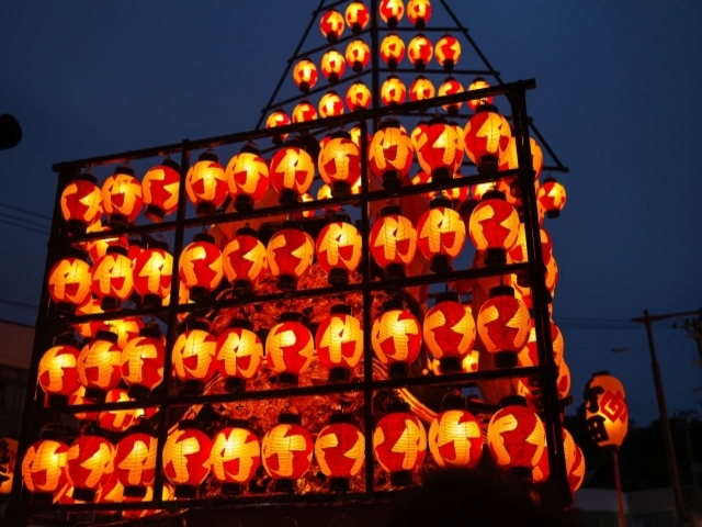 福島県の風景：二本松提灯祭り